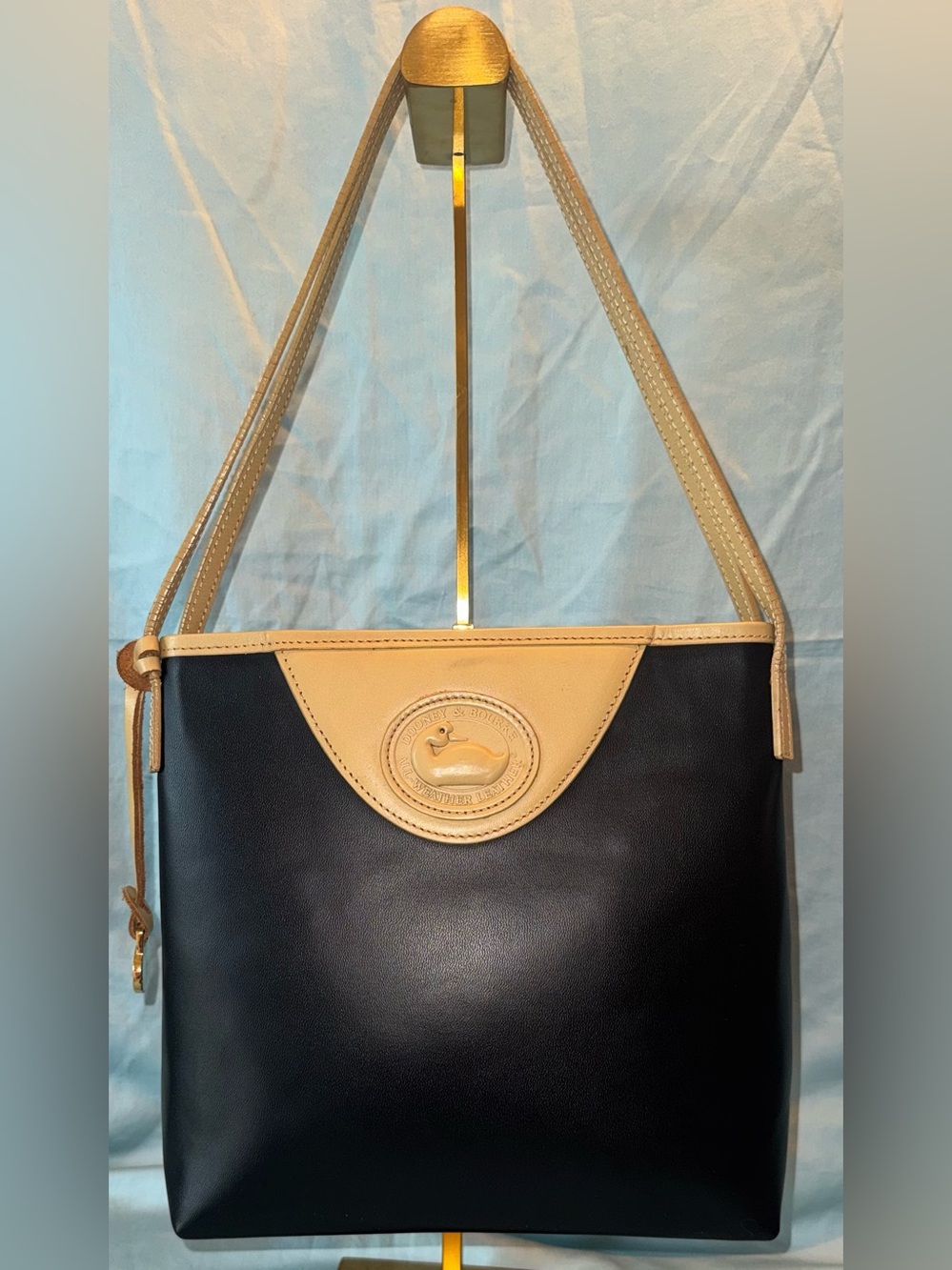 Dooney & Bourke Black & Tan Leather Shoulder Bag with Logo Medallion & Hang Tag